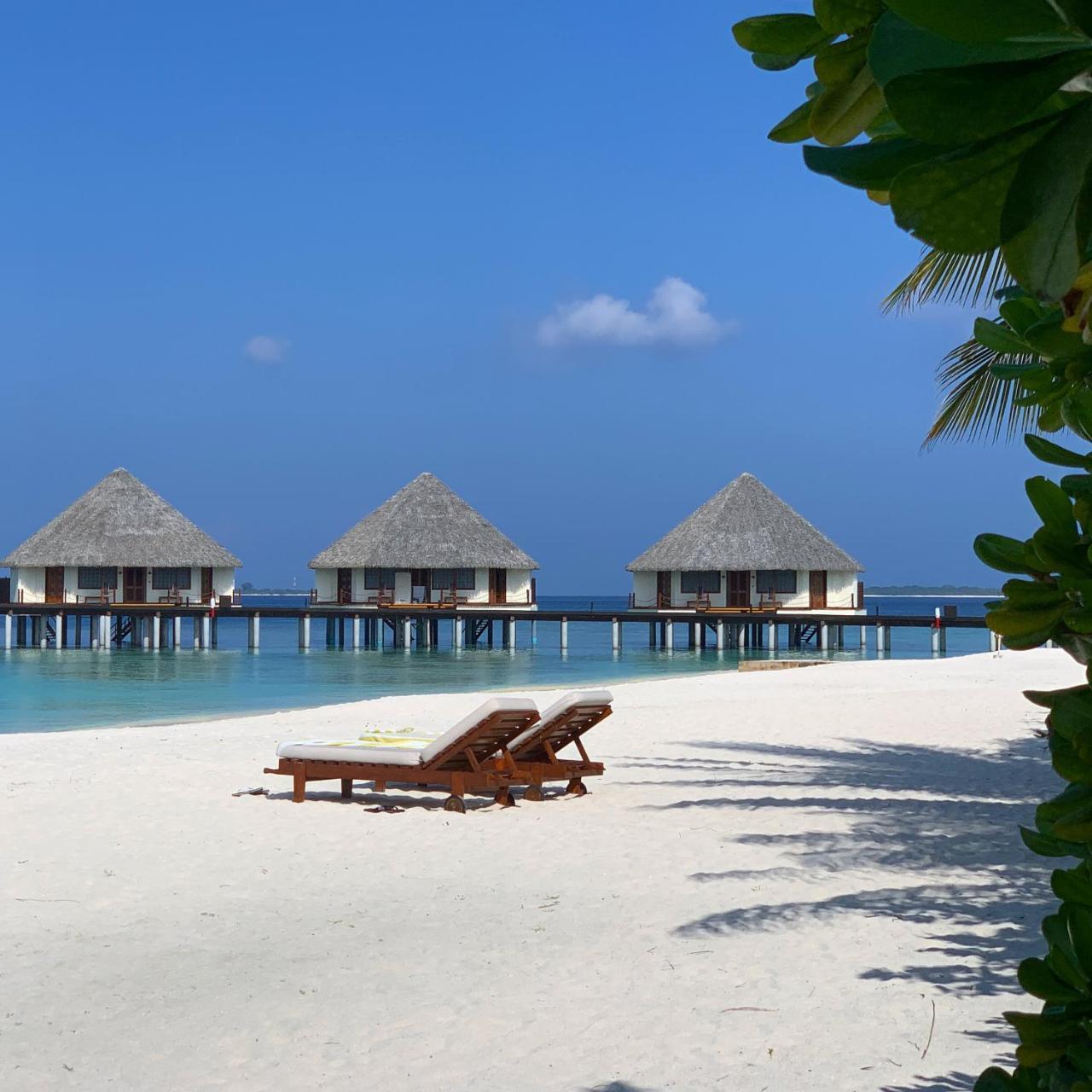 阿达郎尊享滨水高级别墅-全包 Meedhoo  外观 照片