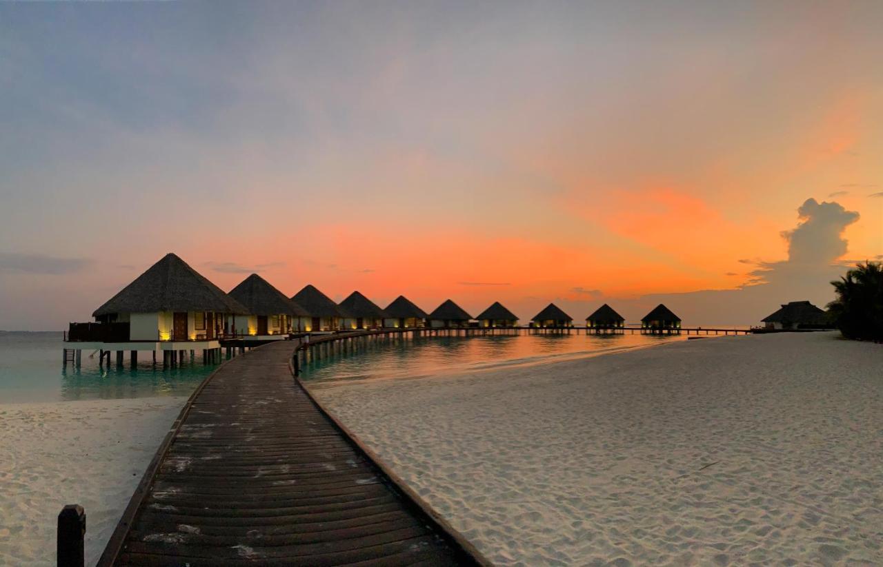 阿达郎尊享滨水高级别墅-全包 Meedhoo  外观 照片